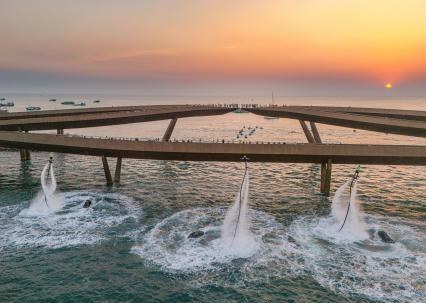 Cầu Hôn - Kiss Bridge